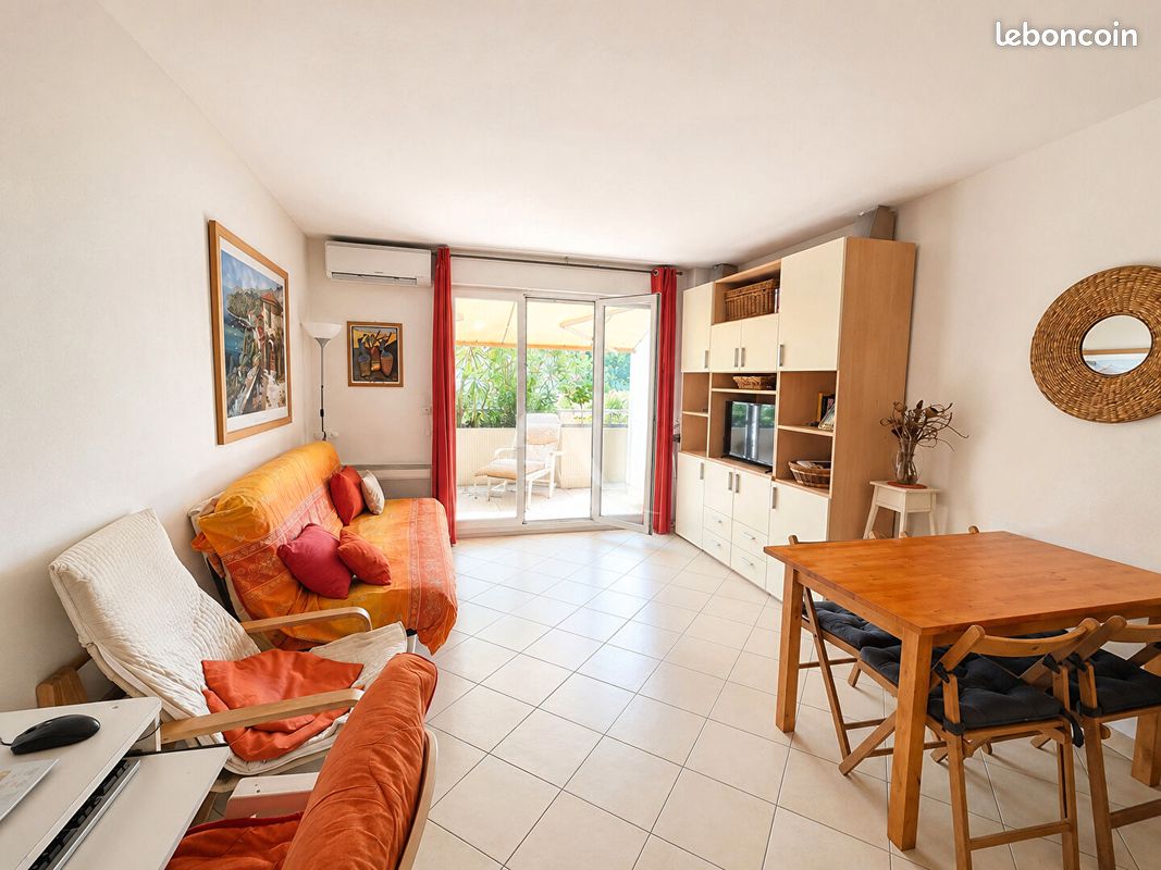 Appartement 1 pièce 28 m² · à Saint-Laurent-du-Var · 28 m² · 780 €