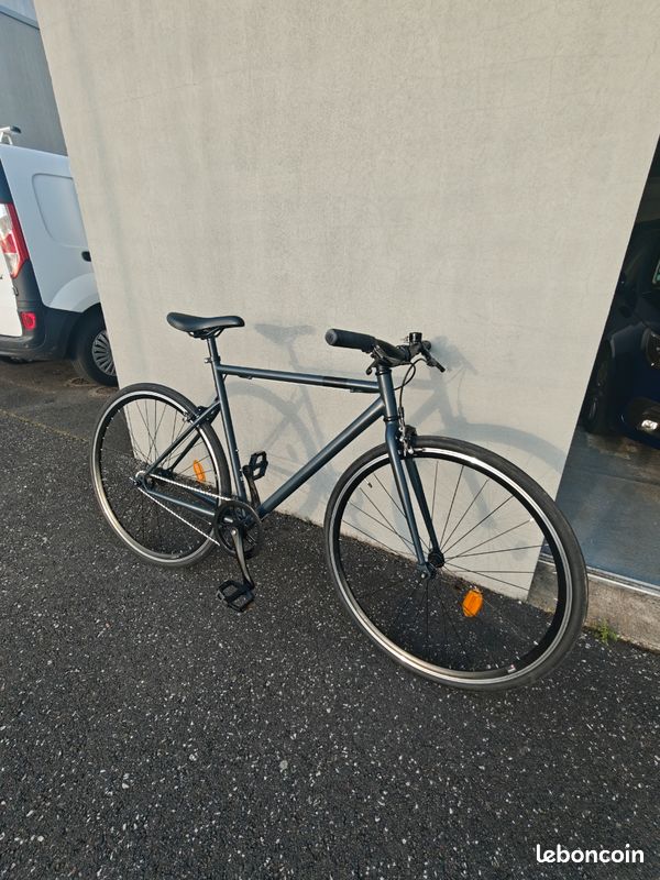 Vélo de ville single speed 500 gris carbone (image 1)