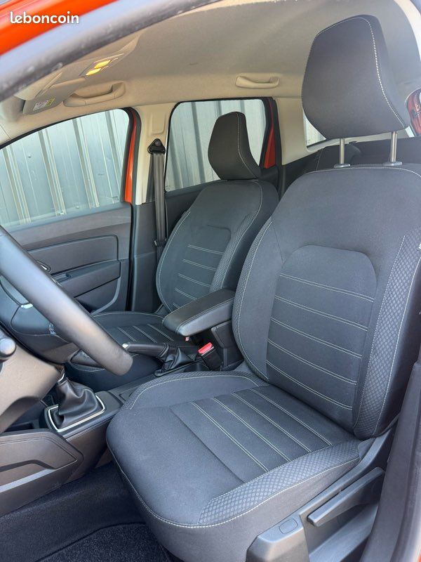 DACIA DUSTER 1.3 TCE 4x2 EDC6 150cv CONFORT / 1ERE MAIN / PACK OFF ROAD (image 6)