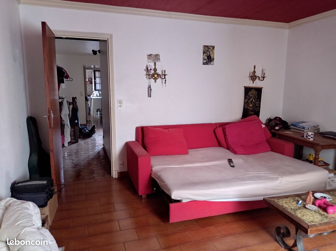 Maison 7 pièces 180 m² · à Millau · 180 m² · 180 000 €