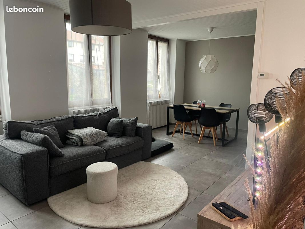 Appartement 3 pièces 75 m² · à Saint-Genest-Lerpt · 75 m² · 720 €/mois