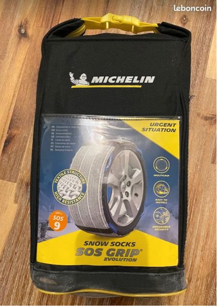 Chaine neige Michelin chaussette SOS Grip - 215 / 50 R 17