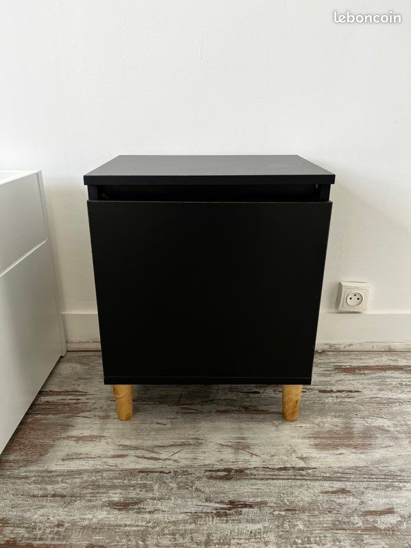 Table de chevet noir (image 1)