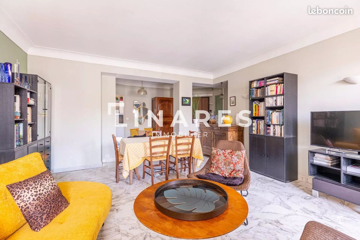 Appartement 4 pièces 103 m² · à Aix-en-Provence · 103 m² · 1 990 €