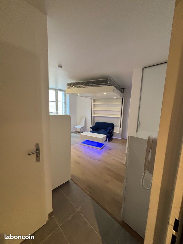 Appartement 1 pièce 25 m² · à Paris · 25 m² · 215 000 €