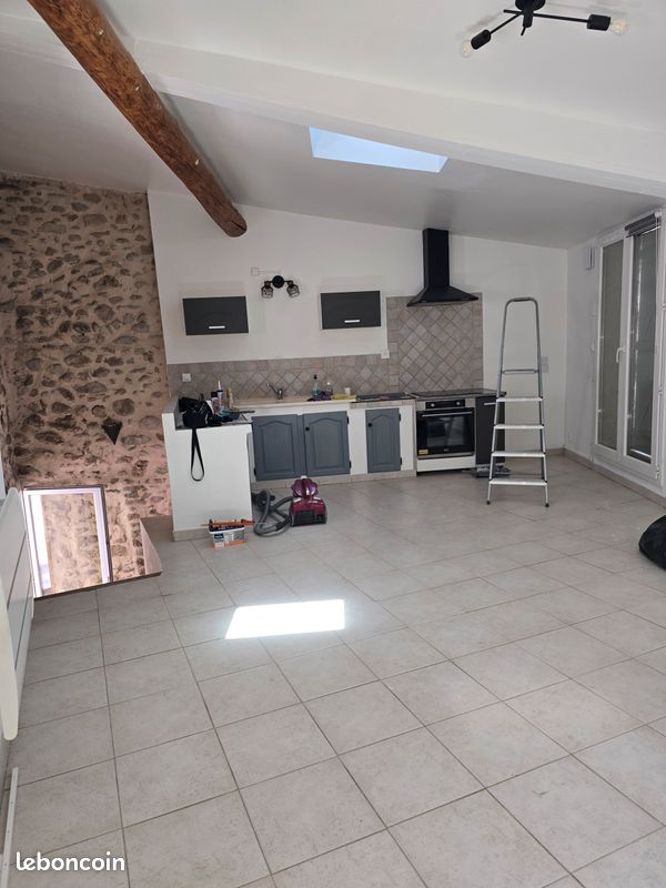 Appartement 3 pièces 61 m² · à La Brillanne · 61 m² · 765 €