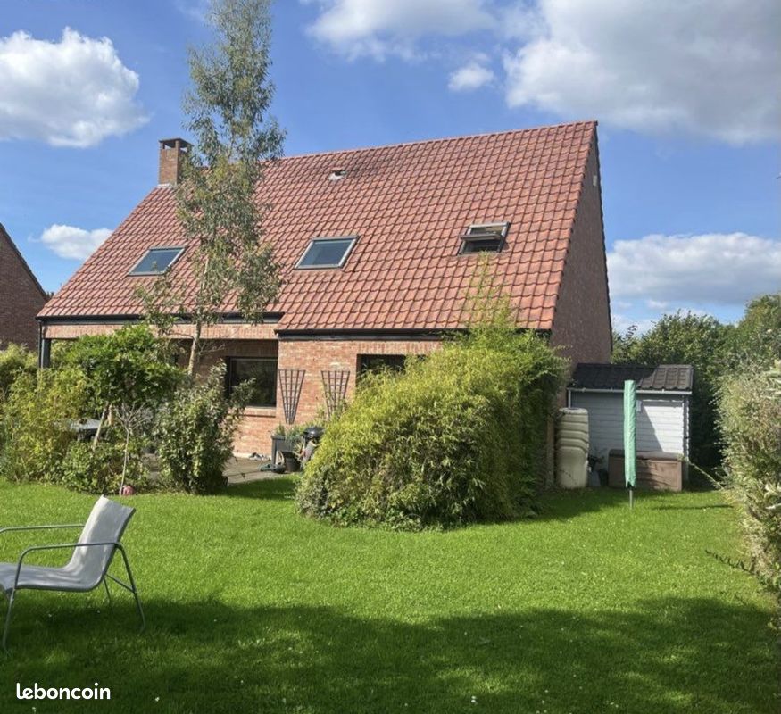 Maison 4 pièces 120 m² · à Houplines · 120 m² · 380 000 €