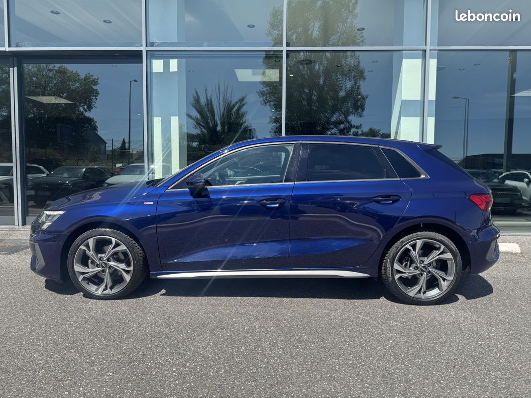 AUDI A3 Sportback 35 TDI 150 S tronic 7 S Line (image 32)