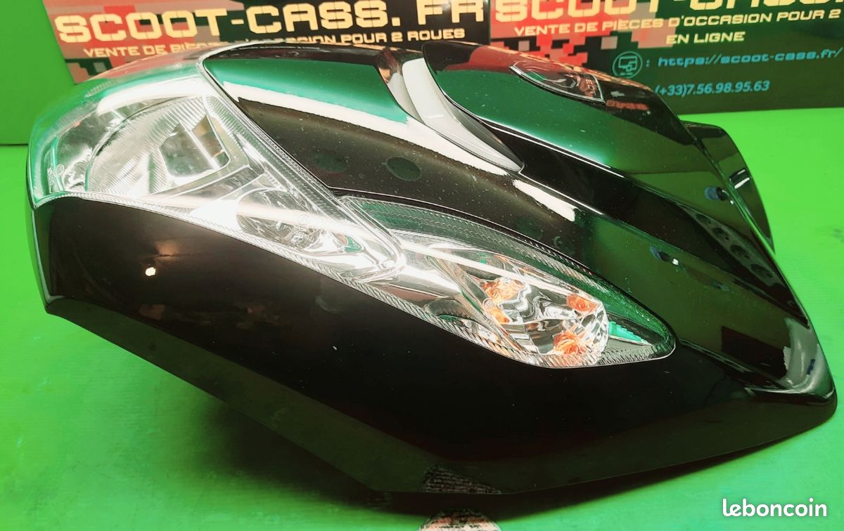 Peugeot kisbee : face avant complète noir brillant (image 2)