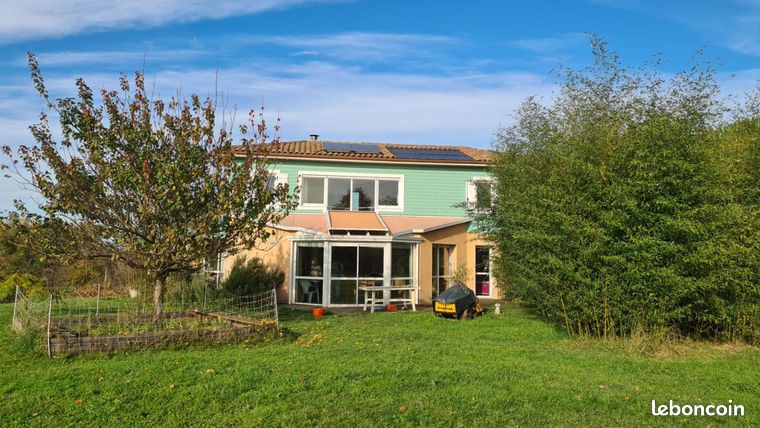 Maison 5 pièces 143 m²