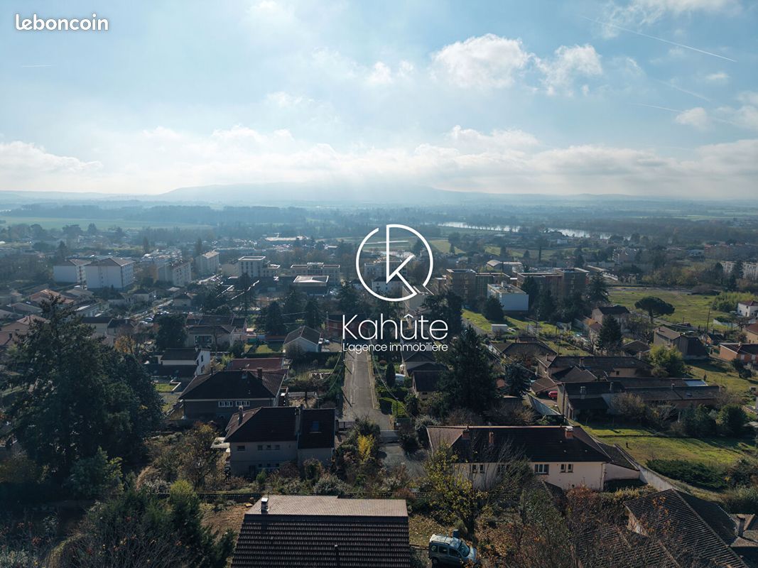 Terrain 944 m² · à Trévoux · 944 m² · 295 000 €