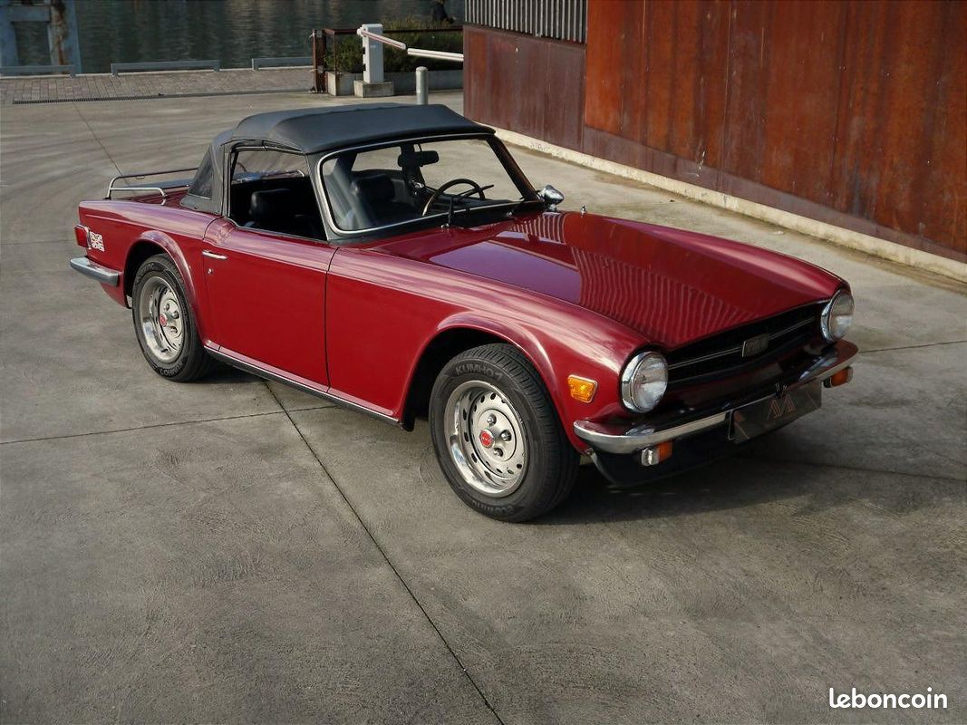 Triumph tr6 carbu - first paint (image 12)