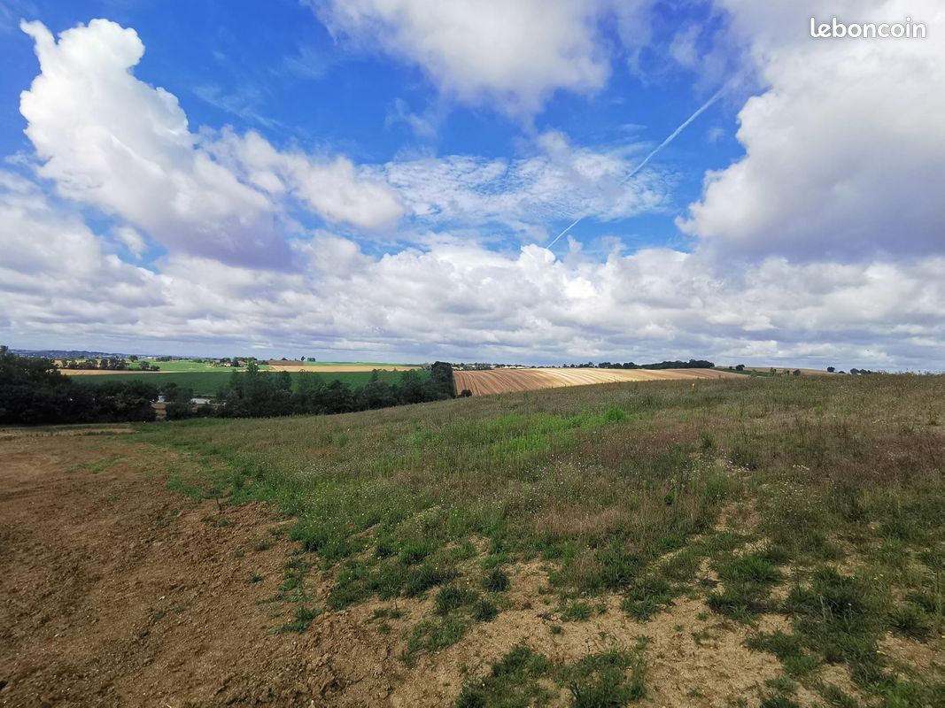 Vente | Terrain constructible | 800 m² | L'Isle-Jourdain | Expo Sud | Piscine (image 2)