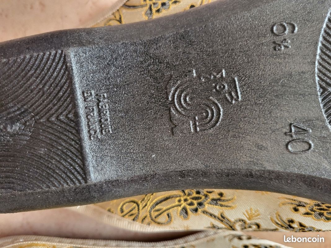 Chaussures d'intérieur neuve (image 4)