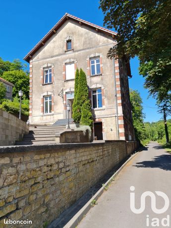 Maison 10 pièces 258 m²