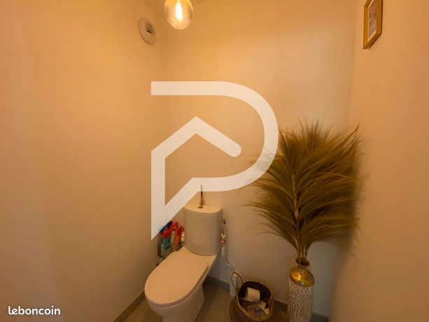 https://img.leboncoin.fr/api/v1/lbcpb1/images/c6/f6/d7/c6f6d7019f247ec566b0276414641da50a0d6abc.jpg?rule=ad-image