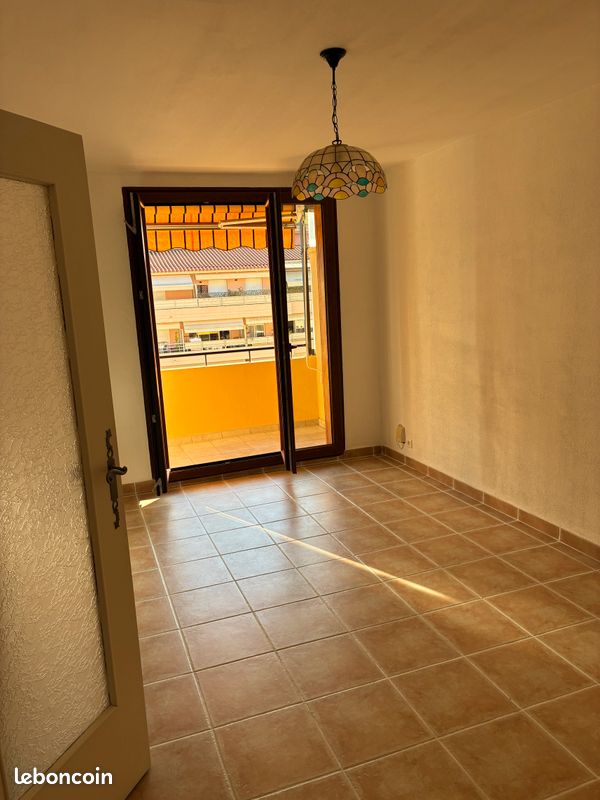 Appartement 2 pièces 42 m² · à Menton · 42 m² · 877 €/mois