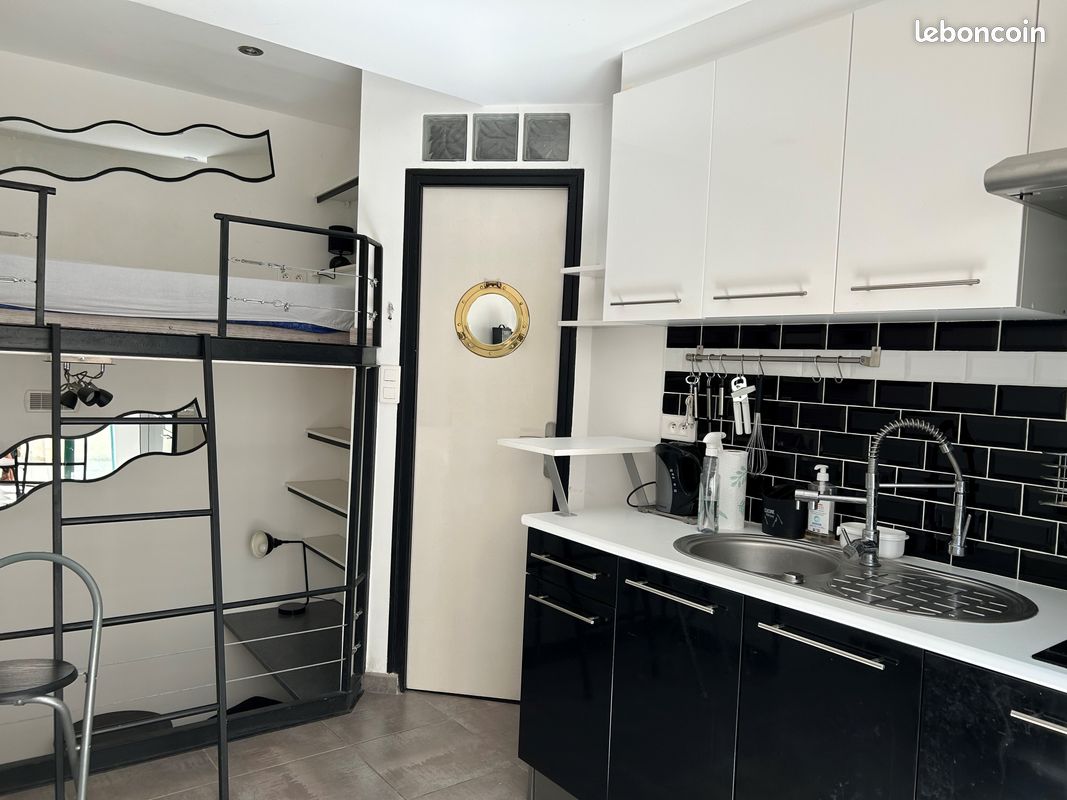 Appartement 1 pièce 12 m² · à Les Herbiers · 12 m² · 350 €