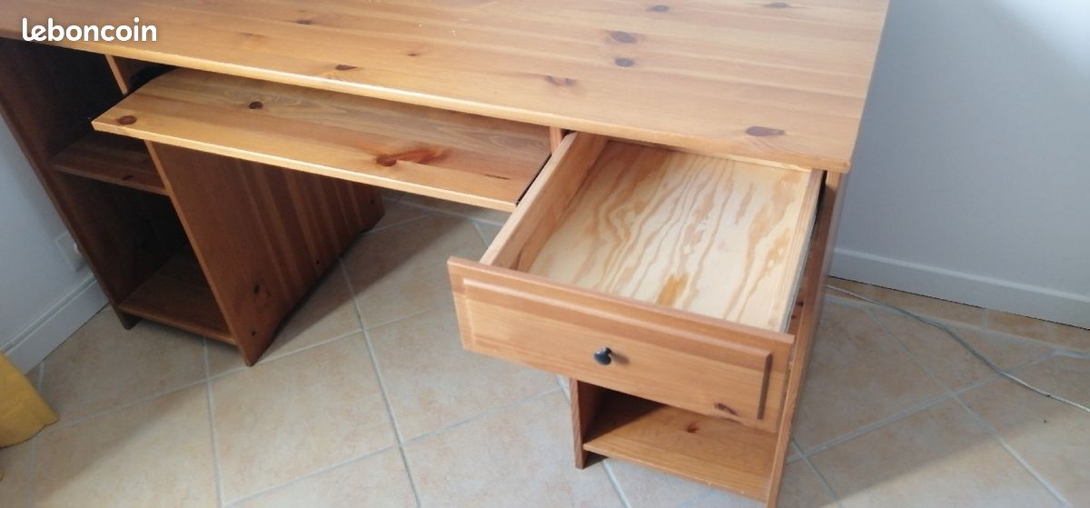 Bureau en pin massif (image 3)