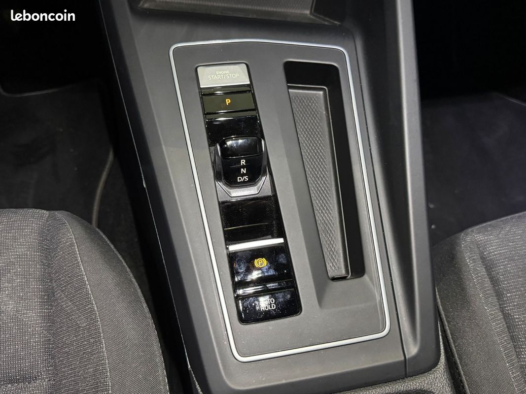 VOLKSWAGEN GOLF 1.5 eTSI OPF 130 DSG7 Life / Garantie VW (image 22)