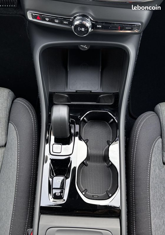 VOLVO XC40 B3 163 ch DCT7 Plus (image 13)