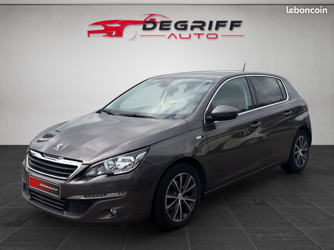 PEUGEOT 308 1.2 PureTech 110ch SS BVM5 Allure (image 1)