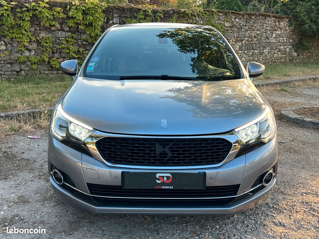 DS DS4 130Ch BVM6 So Chic / DISTRIBUTION REMPLACEE / ENTRETIEN A JOUR / ANDROID AUTO APPLE CARPLAY (image 6)