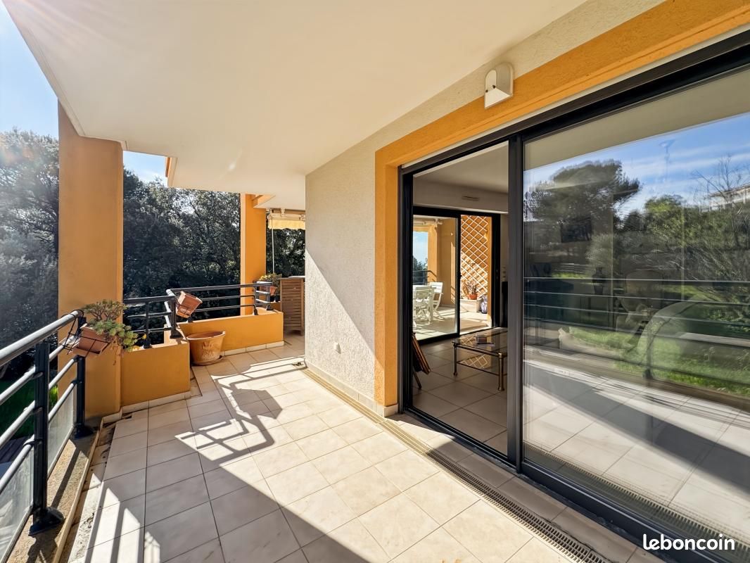 Appartement 3 pièces 76 m² · à Saint-Raphaël · 75,9 m² · 450 000 €