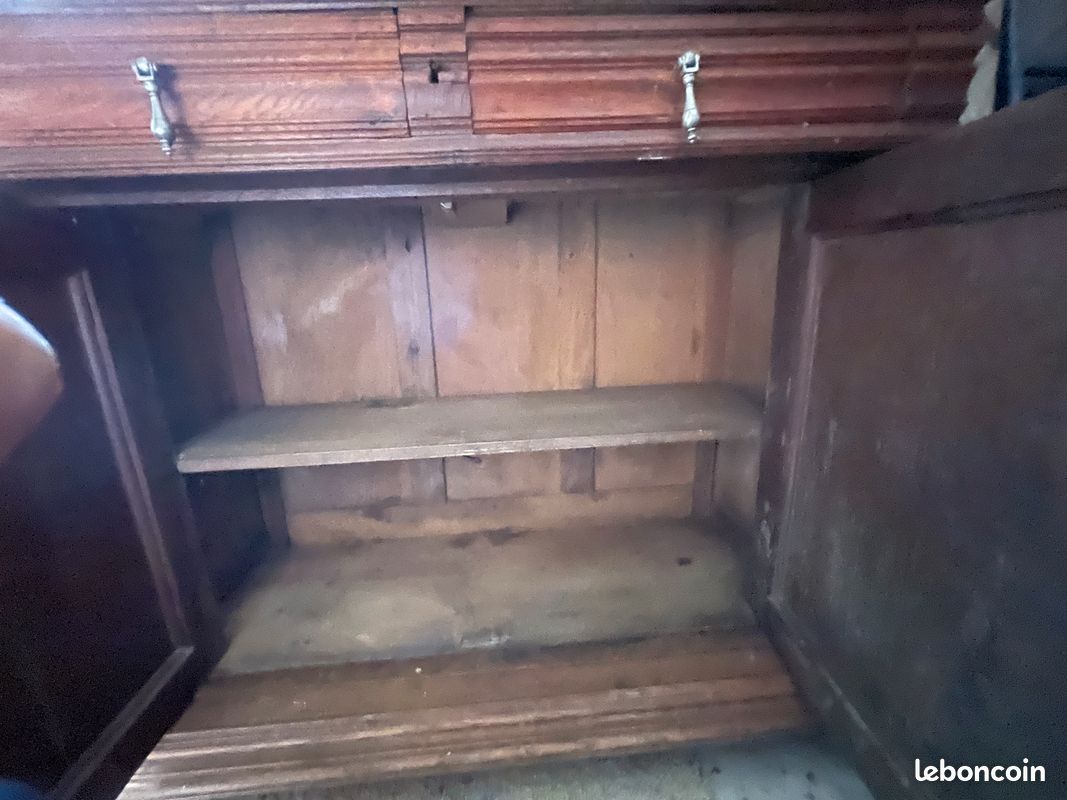 Buffet bois ancien sculpté (image 7)
