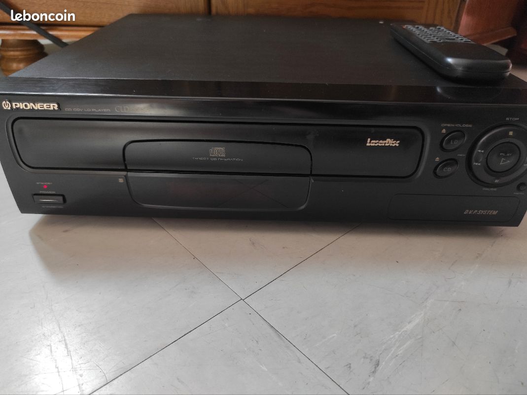Pioneer CLD-07G LD/CD Player Double-Sided Playback Powers On Only Junk As-is