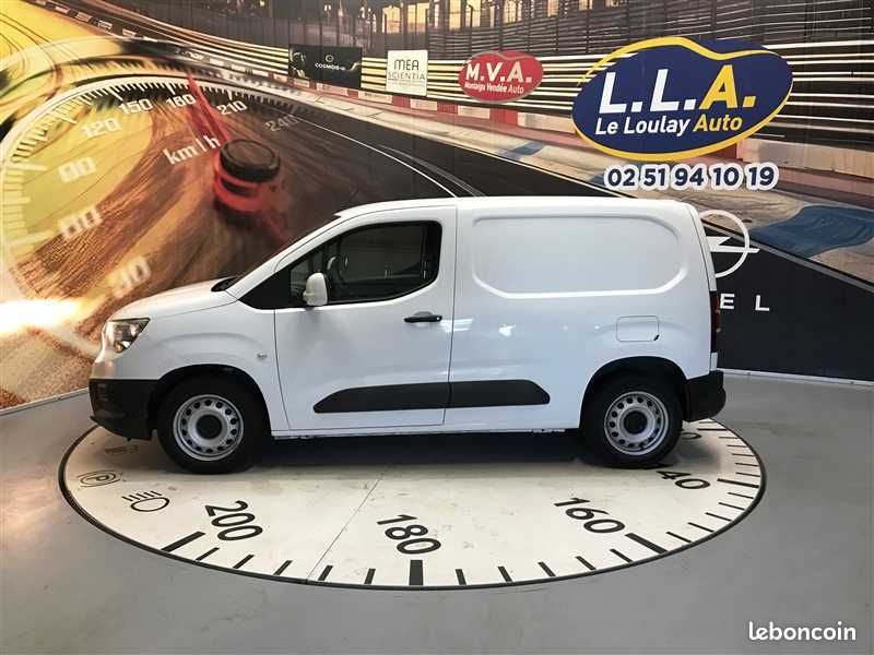 Opel Combo L1H1 1.5D 102 PACK CLIM 950KG 12490HT (image 18)