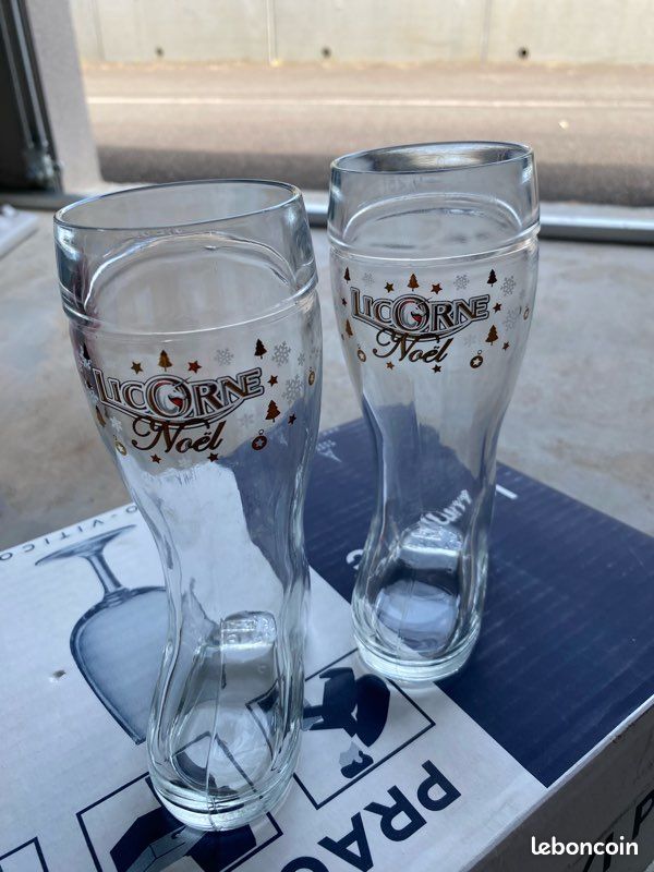 Verres bière Noël Licorne en forme de botte - Arts de la table