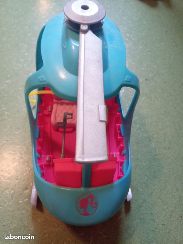 Hélicoptère barbie (image 1)