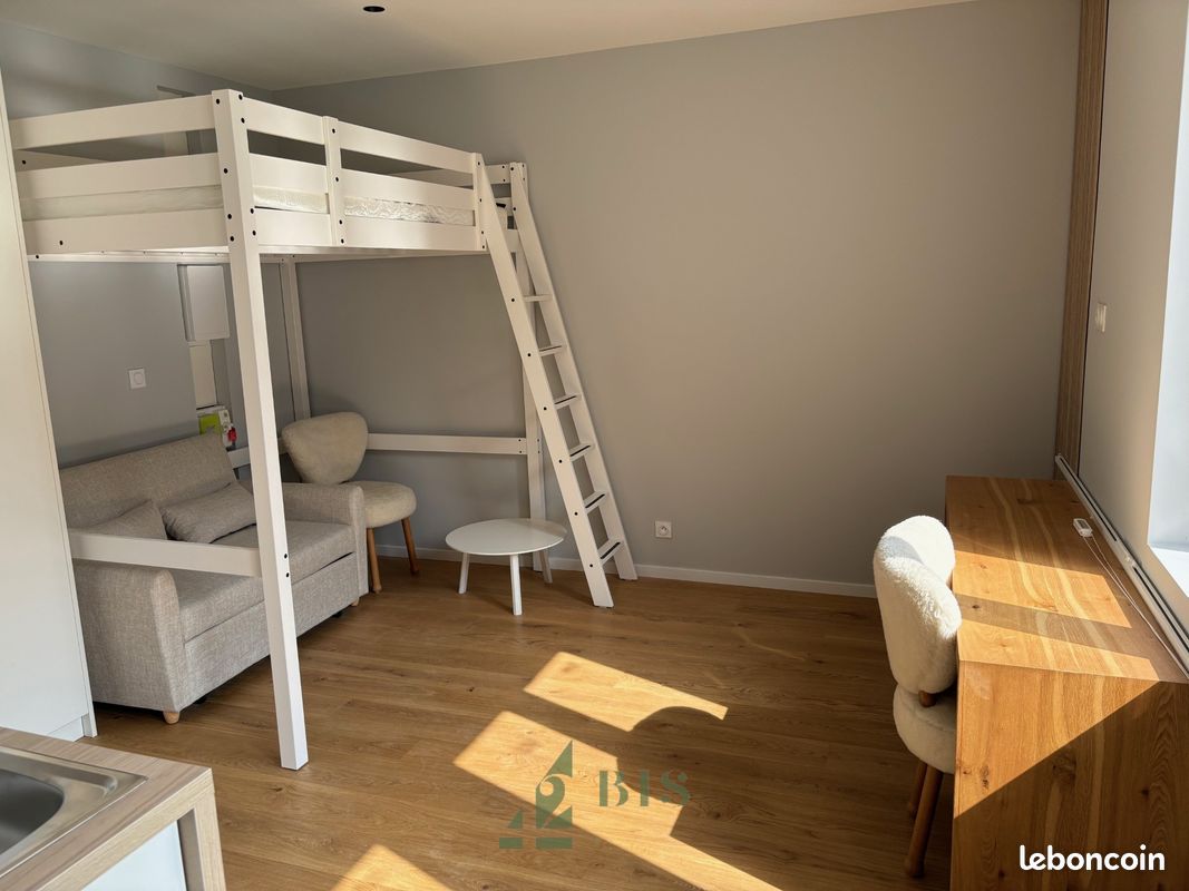 Appartement 1 pièce 24 m² · à Roanne · 24 m² · 400 €