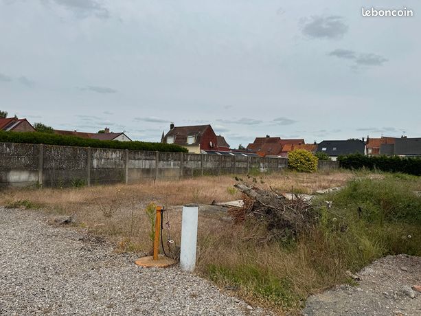 Terrain 684 m² SAINT VENANT