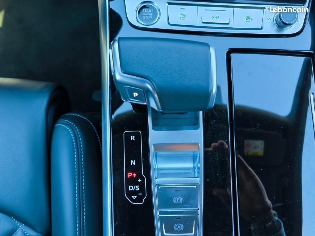 Audi Q8 60 TFSI e quattro Compétition (image 19)