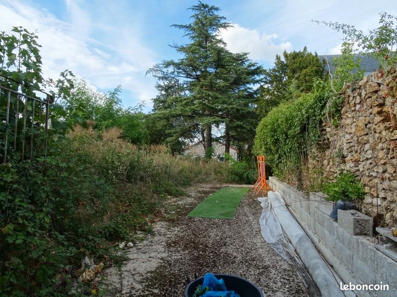 Terrain 617 m² Villecresnes · 419 000 €