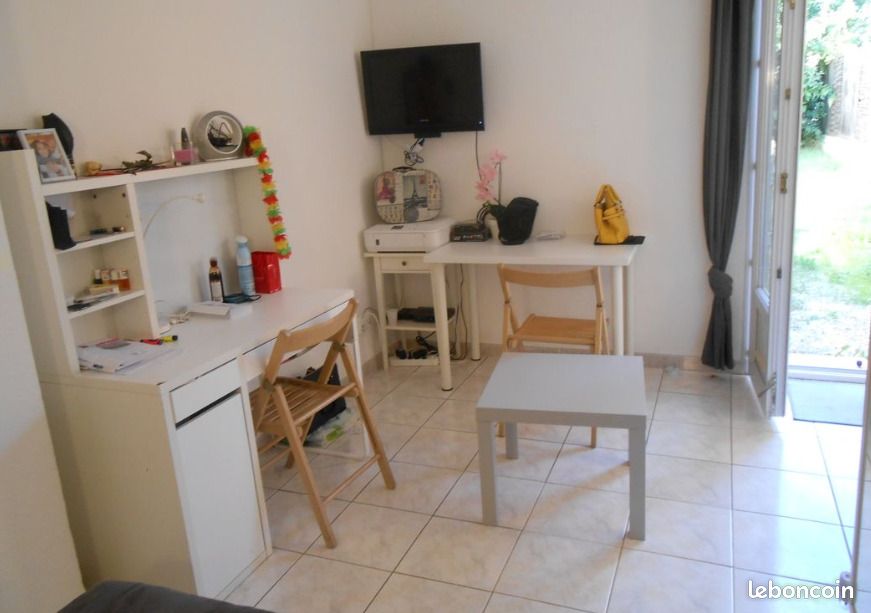 Studio 1 pièce 20 m² - Locations