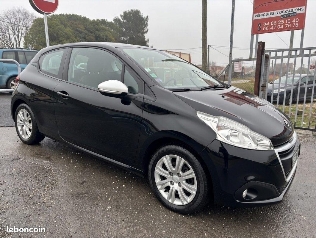 Peugeot 208 1.2 vti 68ch like 3p 2017 (image 2)