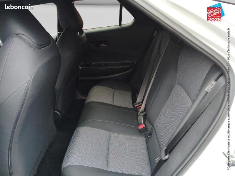 Toyota C-HR 2.0 Hybride 200ch Collection NG23 (image 11)