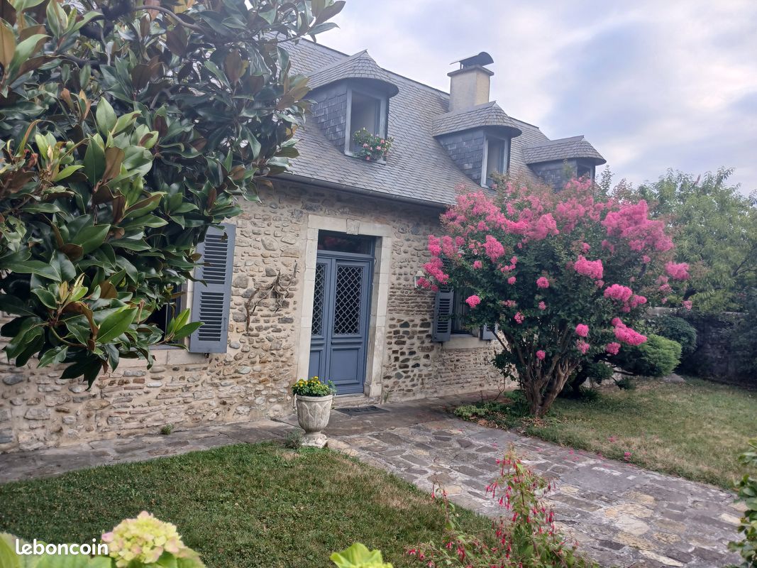 Maison 7 pièces 140 m² · à Asson · 140 m² · 305 000 €