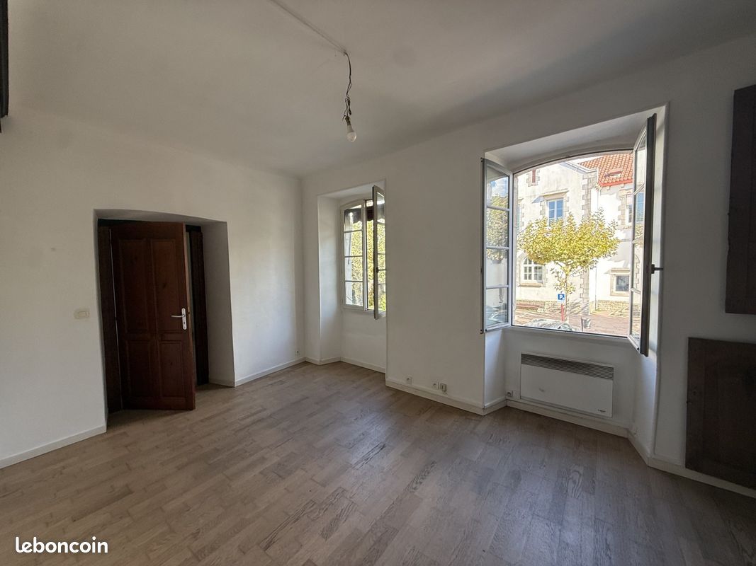 Appartement 2 pièces 45 m² · à Saint-Pée-sur-Nivelle · 45 m² · 580 €/mois