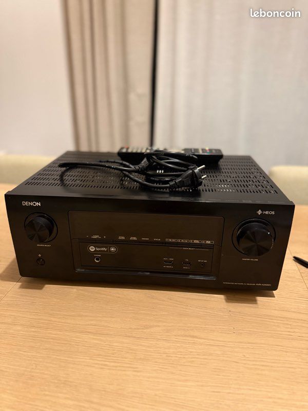 Denon AVR-X2400h excellent état Photo, audio vidéo