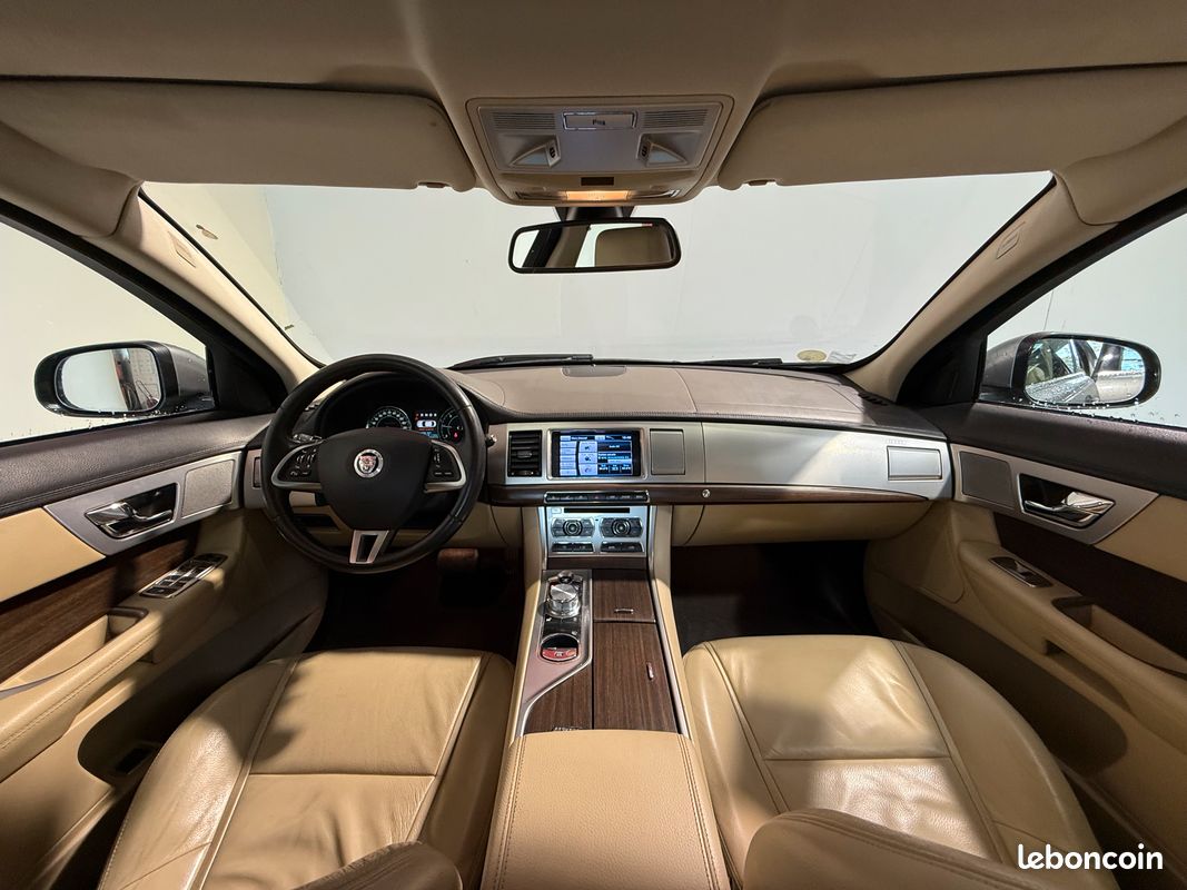 PROMO JAGUAR XF XF 2.2 D 200cv Luxe ( visio et livraison possible ) (image 4)