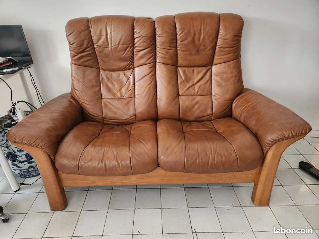 Vente de fauteuill deux places Stressless tres bon etat (image 1)