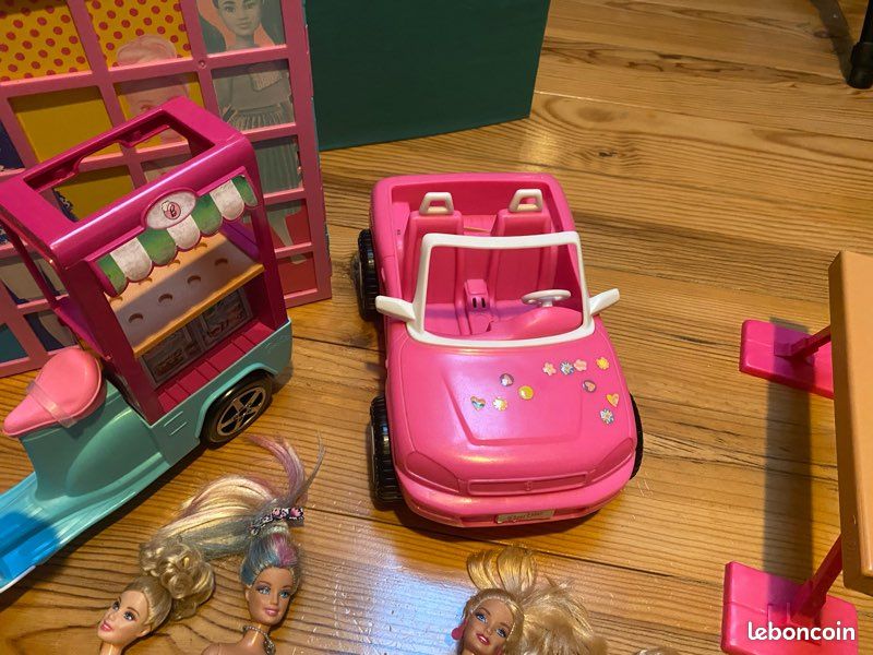 Lot barbies (image 9)