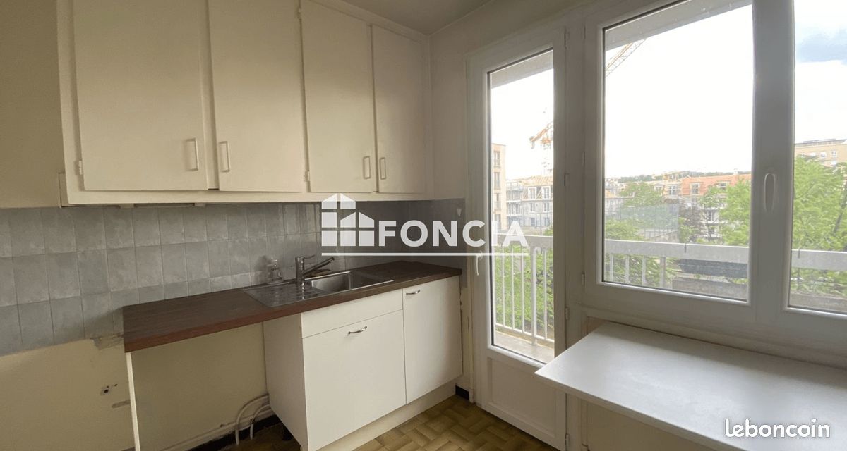 Appartement 3 pièces 65 m² · à Le Plessis-Robinson · 65 m² · 1 351 €/mois