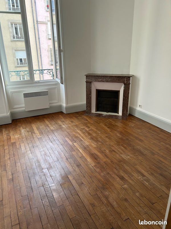Appartement 5 pièces 97 m² · à Nancy · 97 m² · 1 100 €