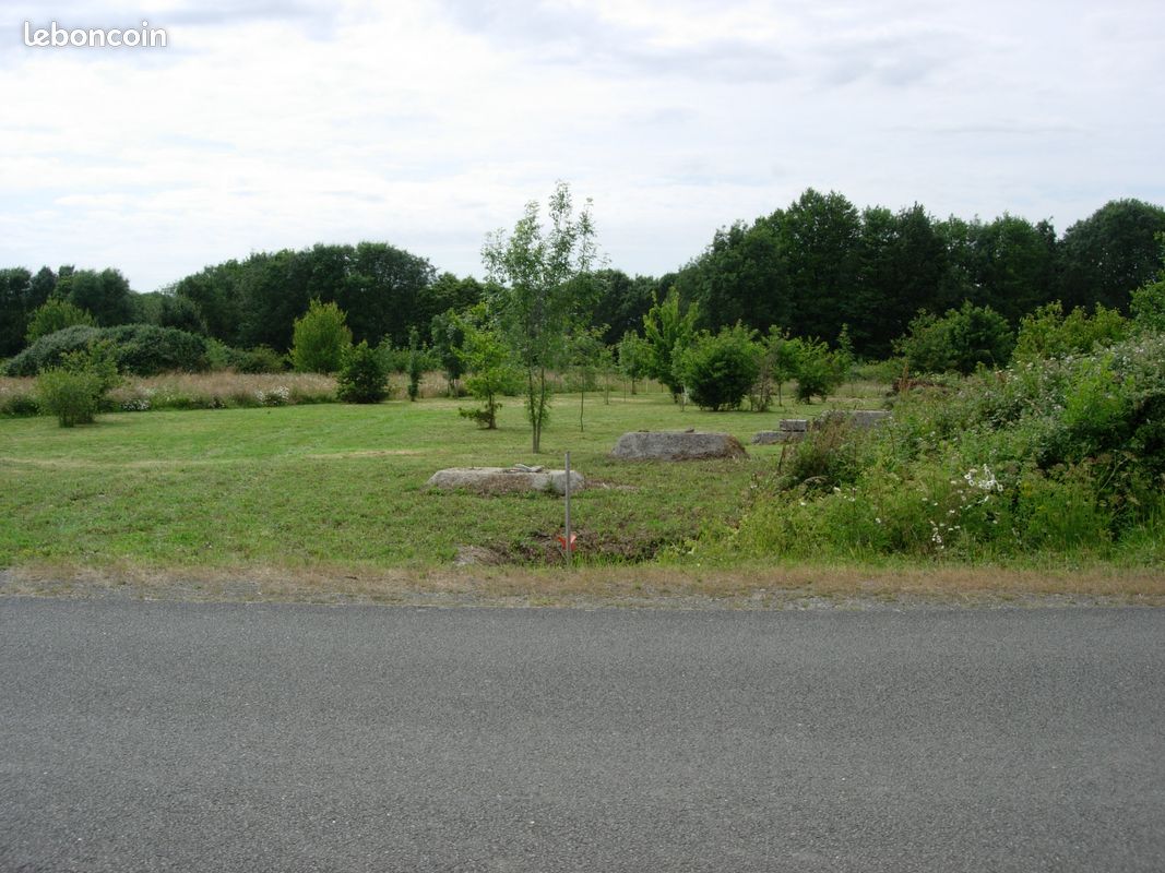 Terrain constructible · à Château-Guibert · 92 500 €