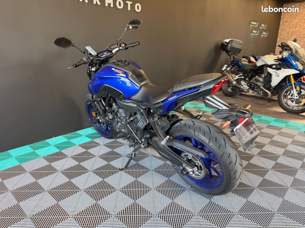 Yamaha mt 07 a2 / tres bon etat / full suivi yamaha (image 5)
